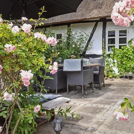 別荘 Stunning In With Wifi Stokkemarke